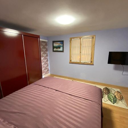 B & B Pogradec Zewnętrze zdjęcie