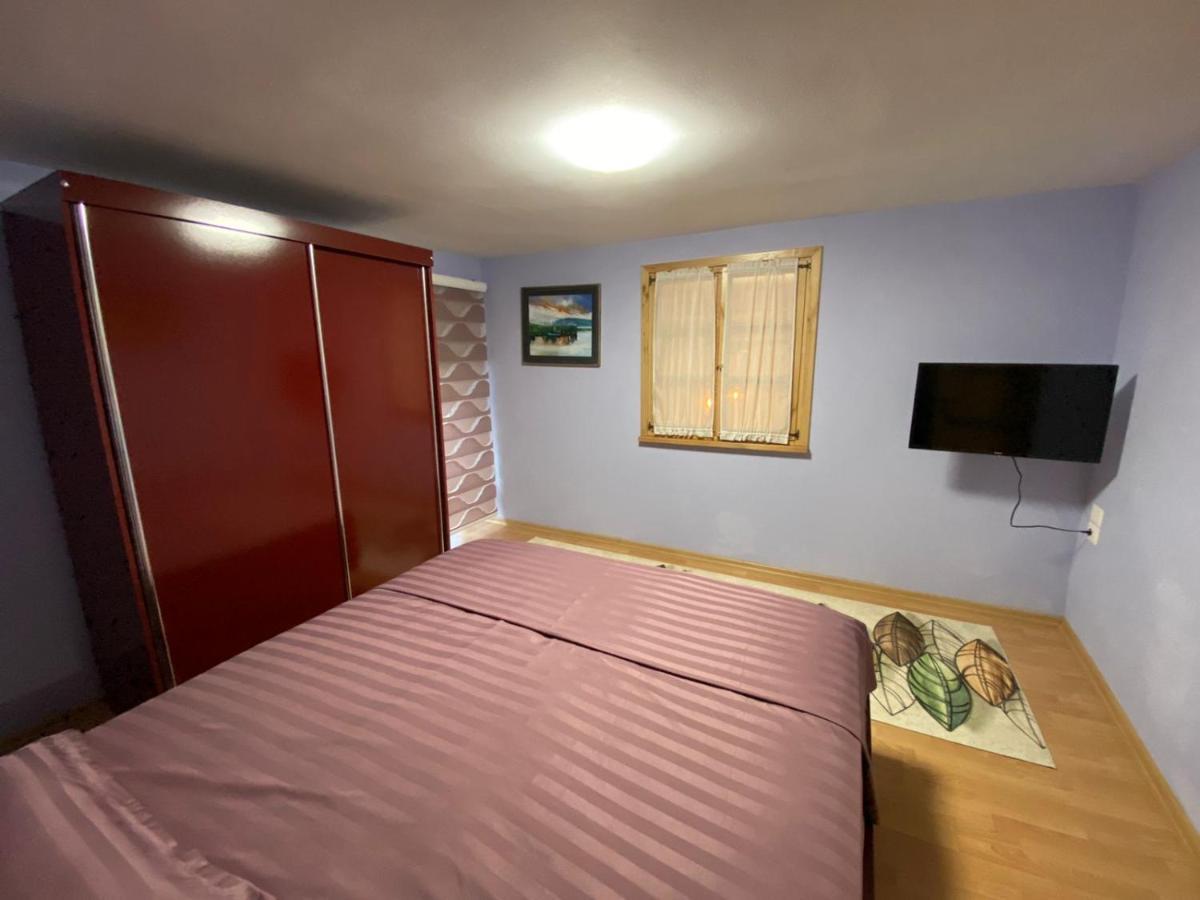 B & B Pogradec Zewnętrze zdjęcie