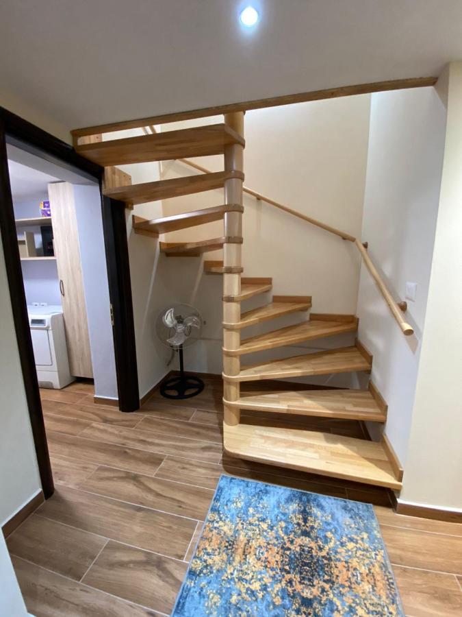B & B Pogradec Zewnętrze zdjęcie