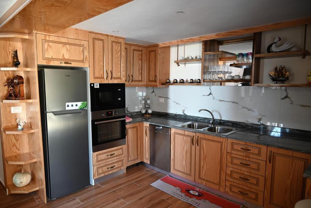 B & B Pogradec Zewnętrze zdjęcie